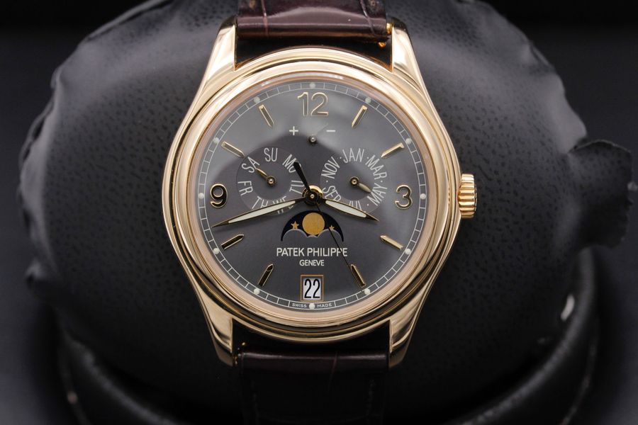 Patek Philippe Complications 5146J-010